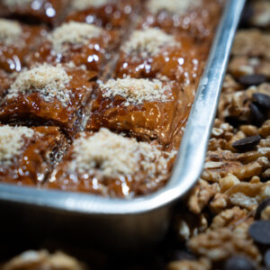 BAKLAVA IN BACKFORMEN